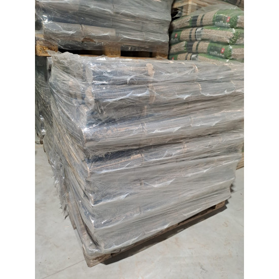 Houtbriketten Nestro  halve pallet 48 stuks van  10 kg 480kg/pallet hardhout briketten